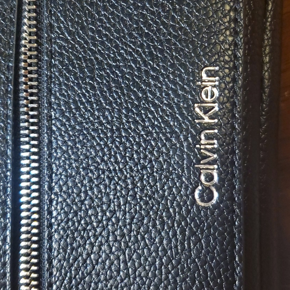 Black Leather Calvin Klein Belt Bag/Cross Body Bag New - Picture 8 of 12